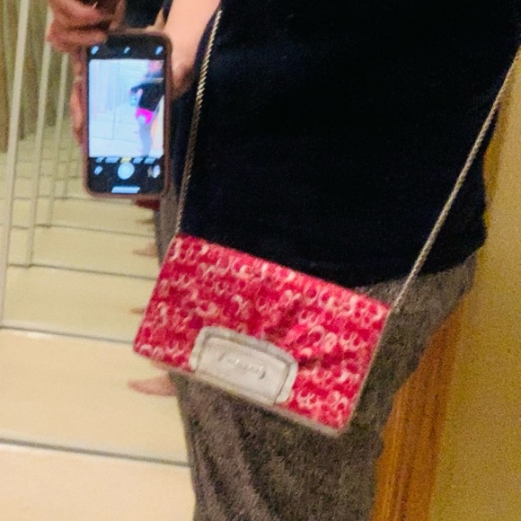 🪴EUC Coach WOC Flap bag🪴 - Picture 9 of 9